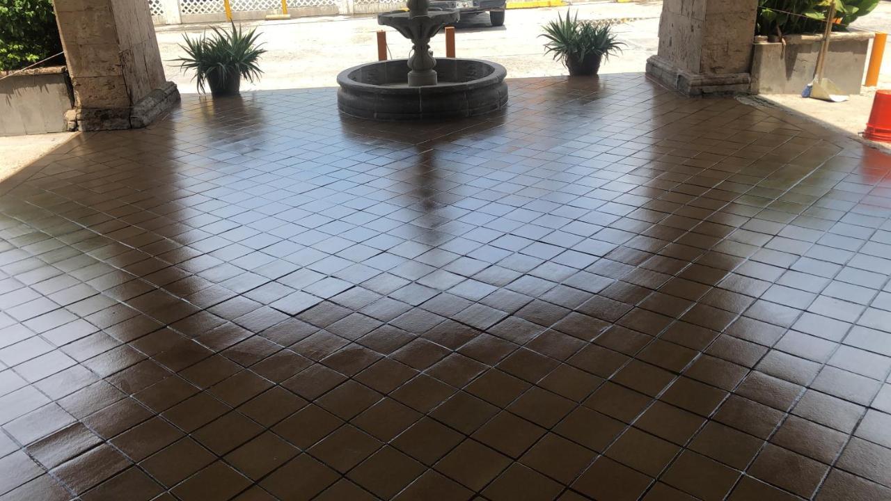 Hotel Plaza Riviera Matamoros  Exterior photo